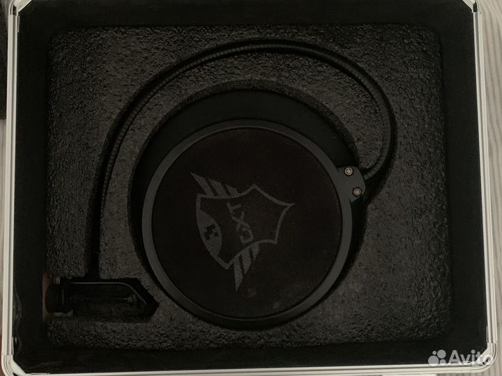 Микрофон студийный trust GXT 252 Emita