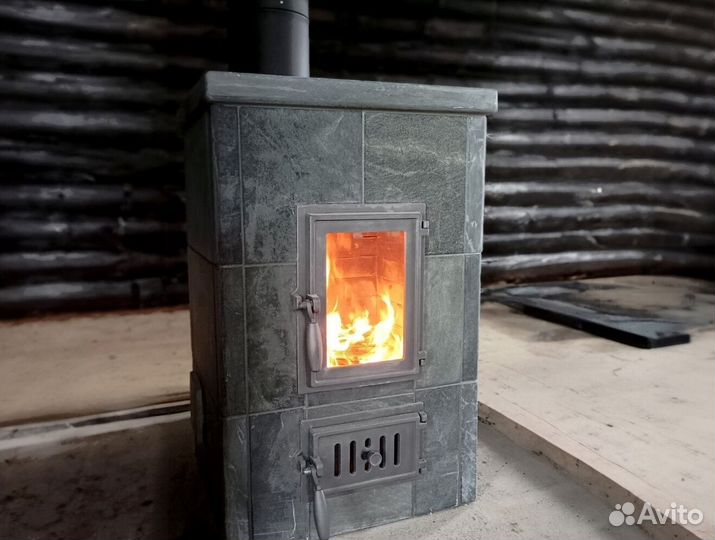 Камин полностью из натурального камня