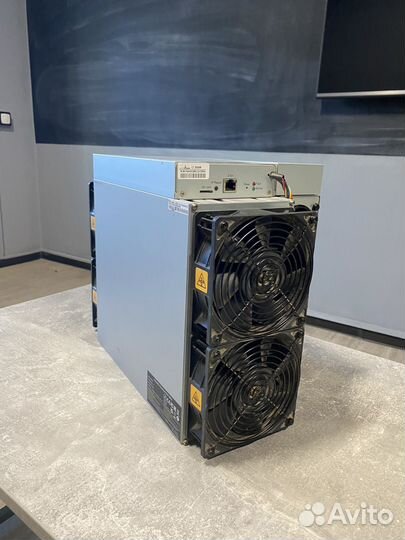 Antminer L7 8800mh/9050mh