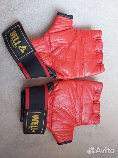 Боксерские перчатки,шингарты well sport