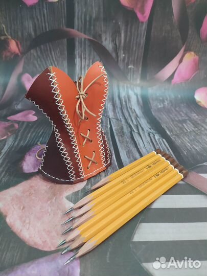 Подставка для карандашей и ручек