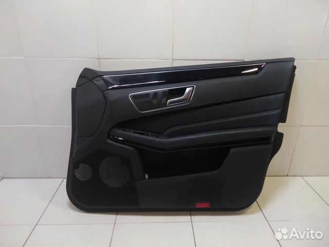 Обшивка двери передней правой Mercedes-Benz E-Clas