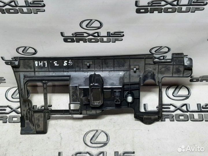 Накладка торпеды лев. перед. Lexus GS300