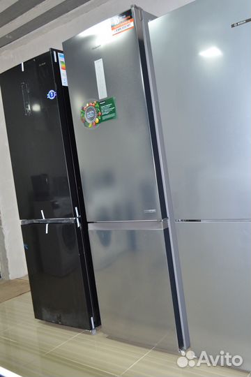 Холодильник новый Hotpoint-Ariston NoFrost 2 метра