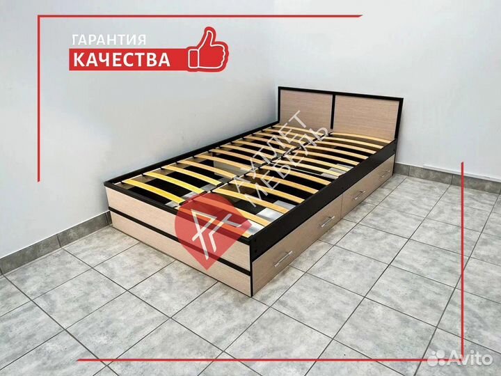 Кровать полутороспальная с ящиками