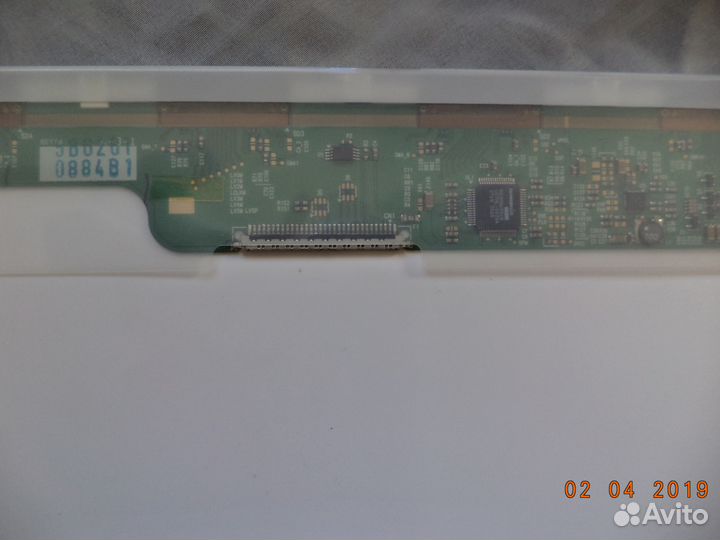 Матрица 15,4 дюйма