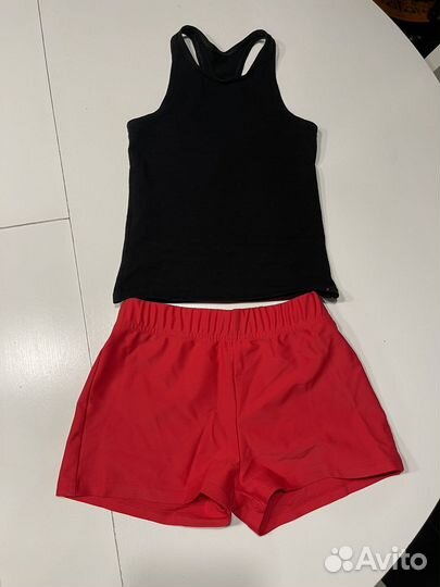 Гимнастический костюм