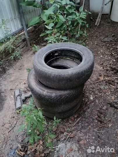 Bridgestone Blizzak WS-60 3.75/4.5 R14