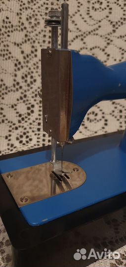 Детская швейная машинка СССР