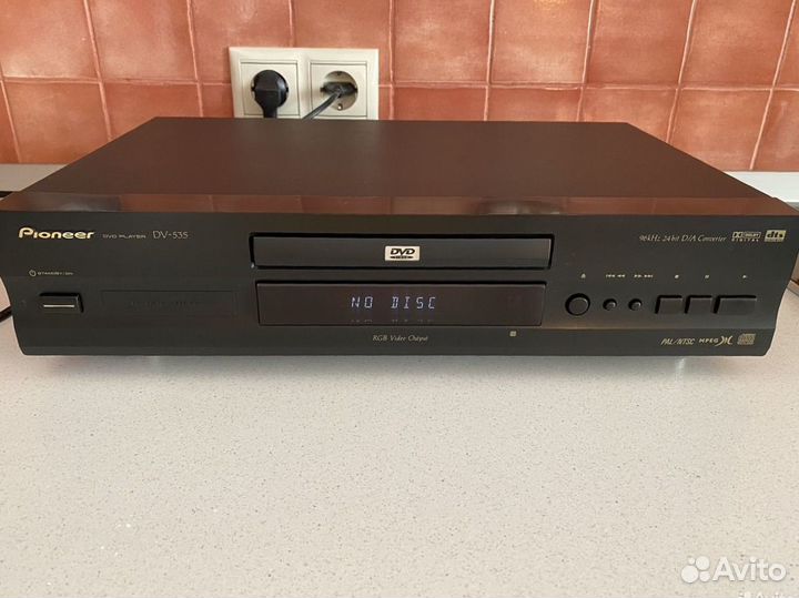 DVD плеер Pioneer DV-535
