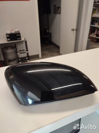 Крышка зеркала правая renault kaptur 2016- н.в