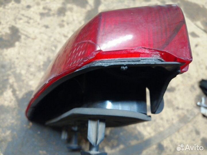 Фонарь задний правый Renault Logan 1 SR K7J