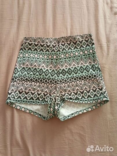 Шорты с завышенной талией