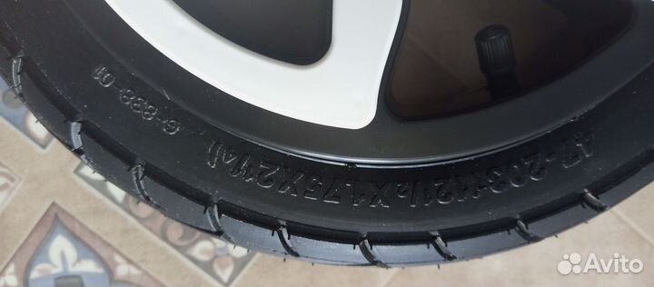 Колесо на детскую коляску