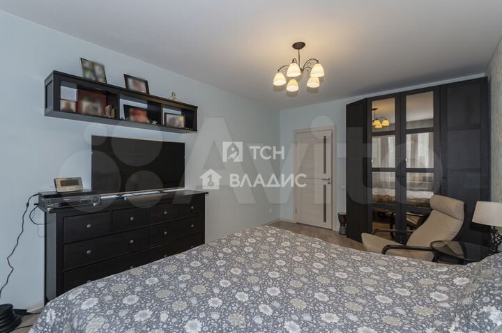 3-к. квартира, 98,4 м², 11/17 эт.