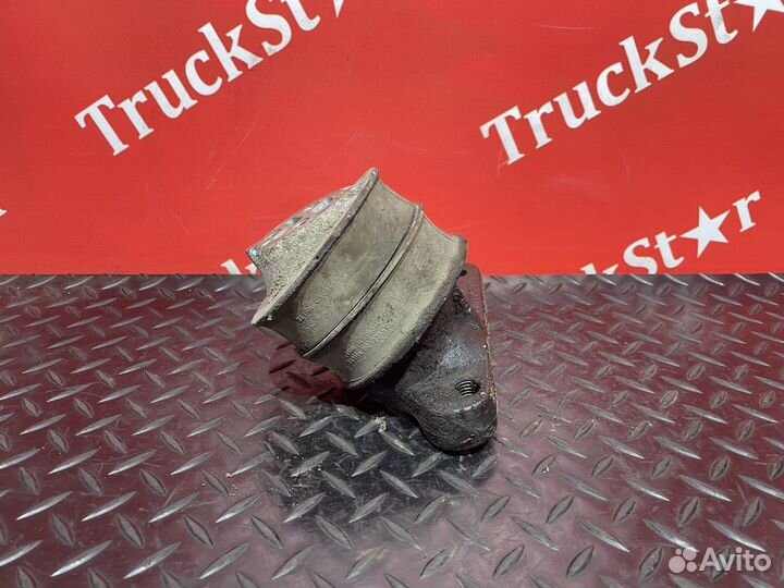 Подушка двигателя правая