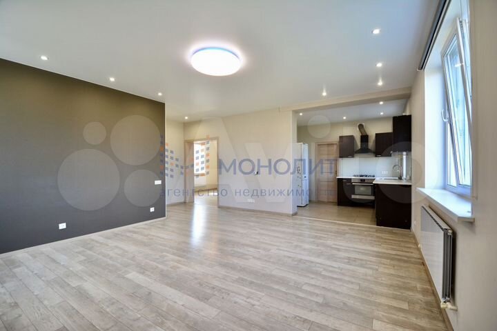 Таунхаус 150 м² на участке 7,5 сот.