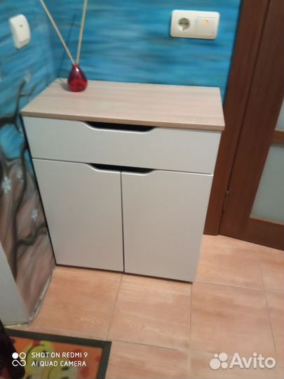 Продам прихожую в отличном состоянии, ширина 80см