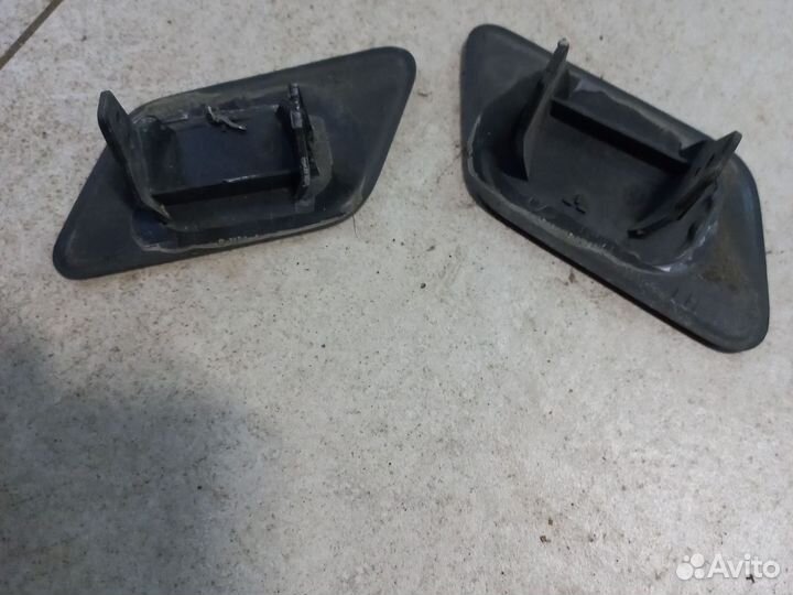 Крышка омывателя фар на BMW X3 F25