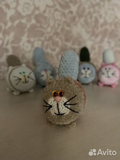 Вязанная игрушка кот