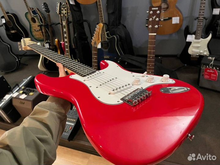 Электрогитара Fender Squier Bullet Stratocaster Ss