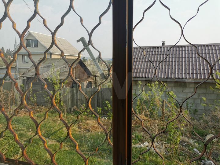 2-к. квартира, 38 м², 1/2 эт.