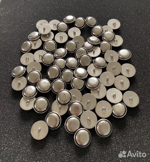 Пуговицы на ножке металл 125 шт. Цена за все