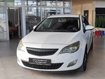 Opel Astra 1.4 AT, 2011, 218 819 км, с пробегом, цена 695 000 руб.