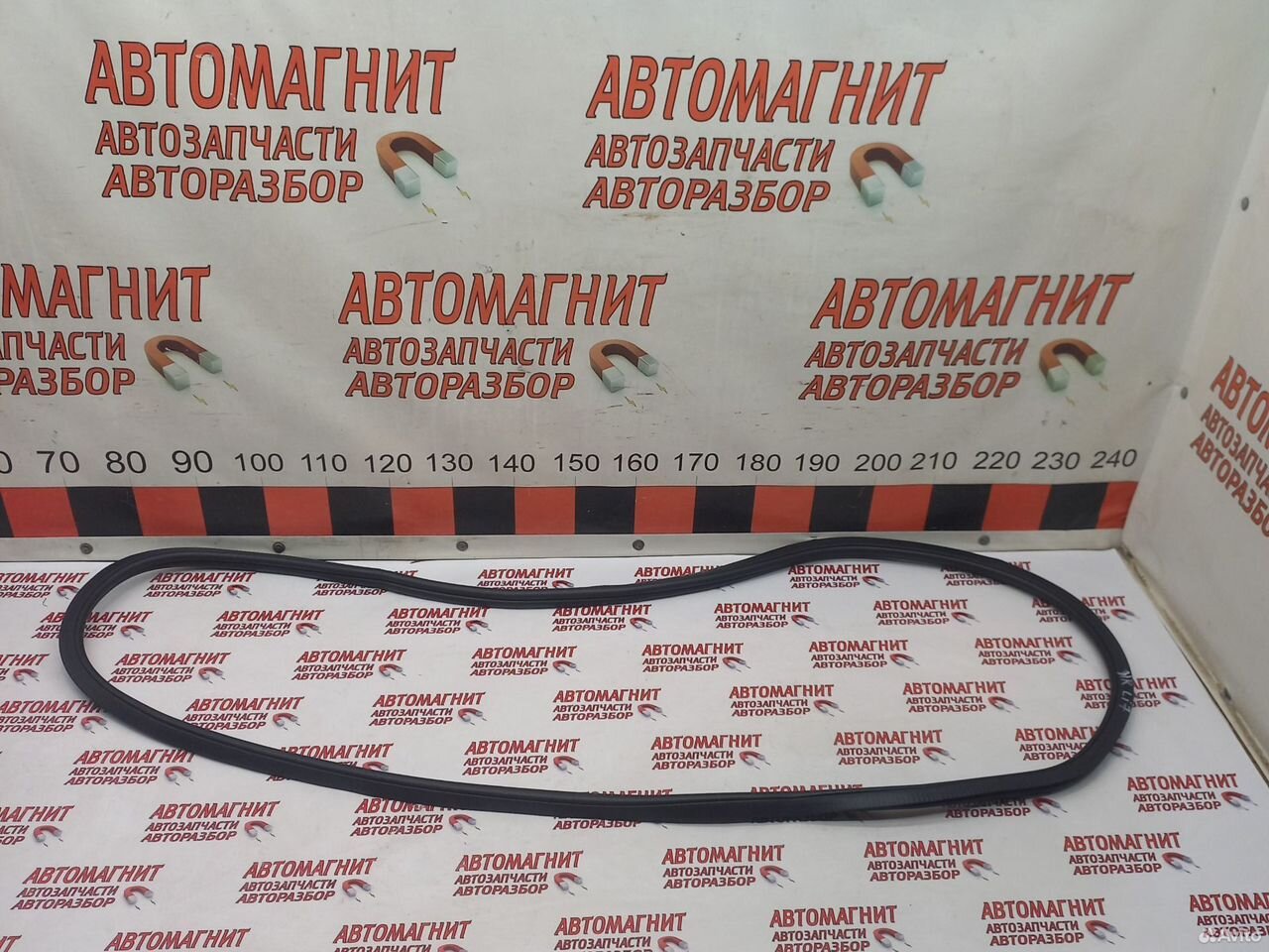 Уплотнитель двери задней правой Lixiang L7