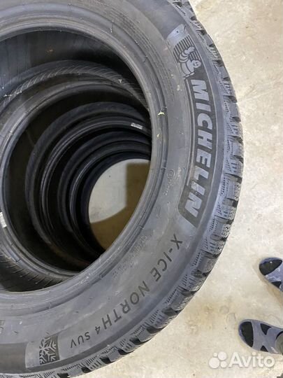 Michelin X-Ice North 4 SUV 225/60 R18