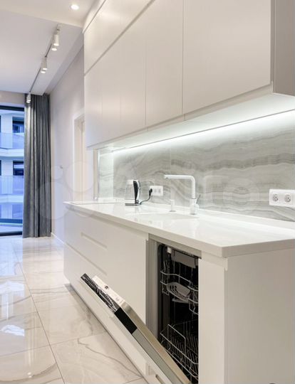 2-к. квартира, 55 м², 3/8 эт.