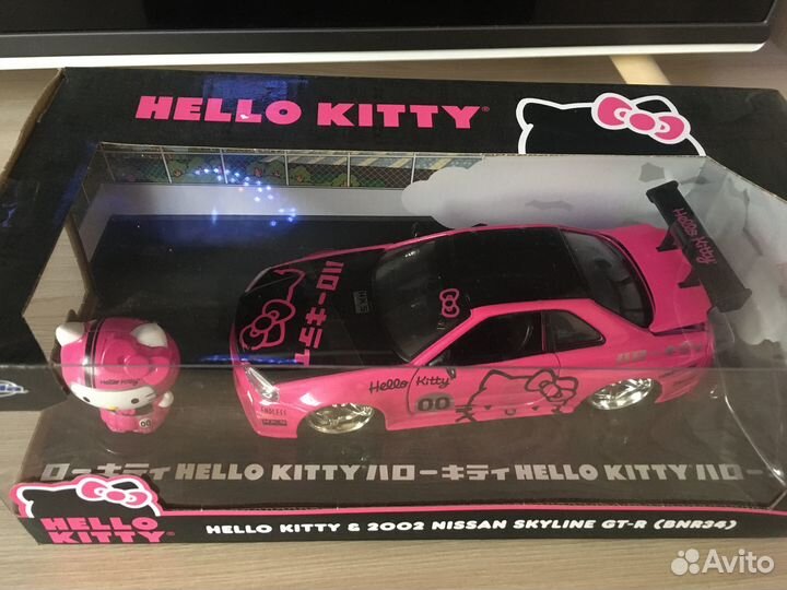 Jada Nissan Skyline GT-R Hello Kitty 1:24