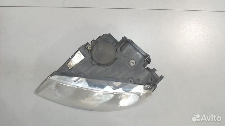 Фара (передняя) Volkswagen Touareg, 2003