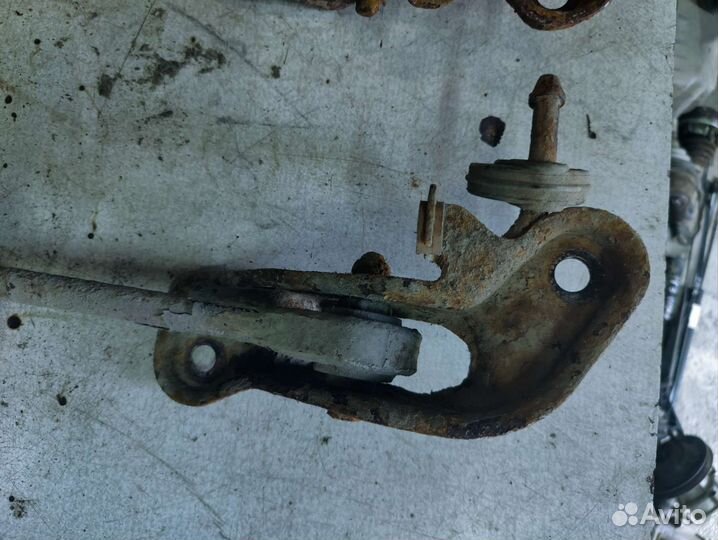 Тяга подвески продольная Ford Mondeo 2