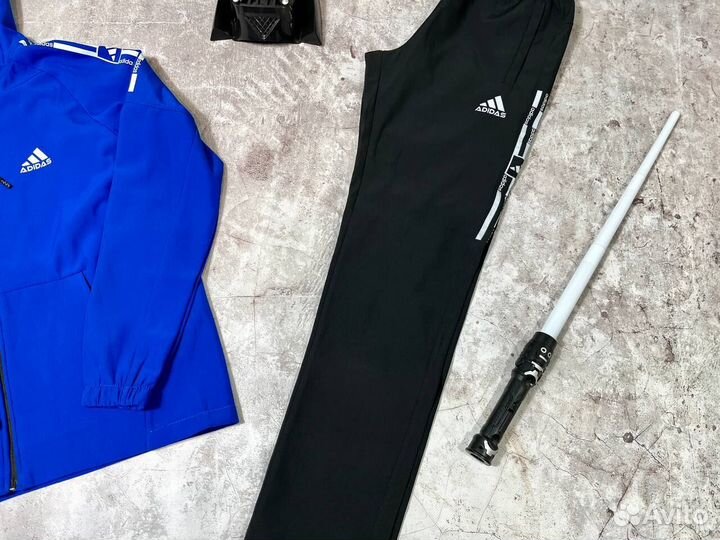 Спортивные костюмы Adidas