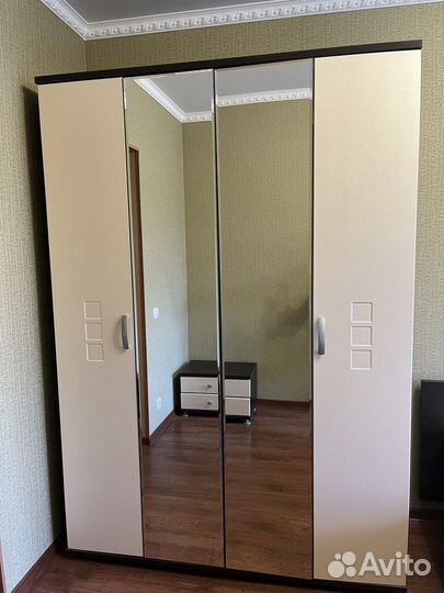 Шкаф для одежды бу