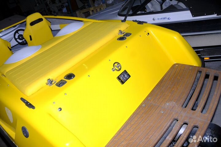 River Jet / мобильный катер для путешествий