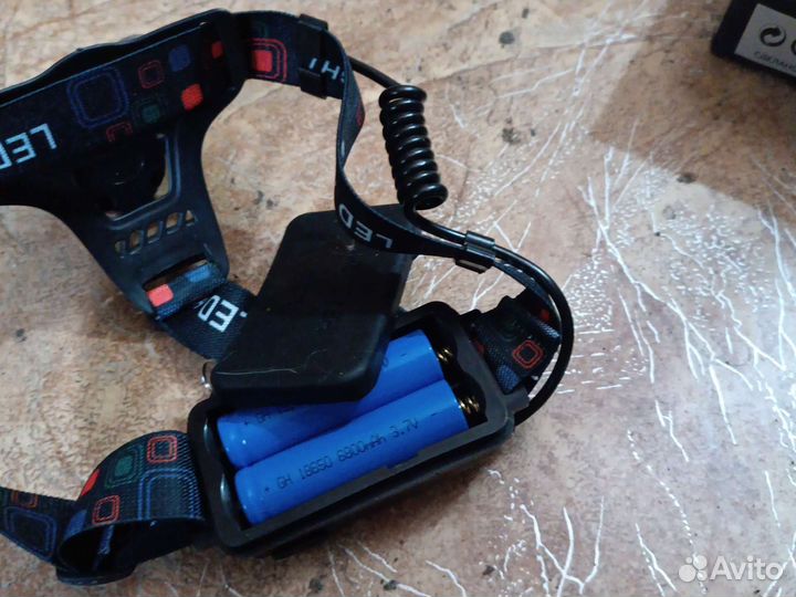 Мощный налобный аккумуляторный фонарь