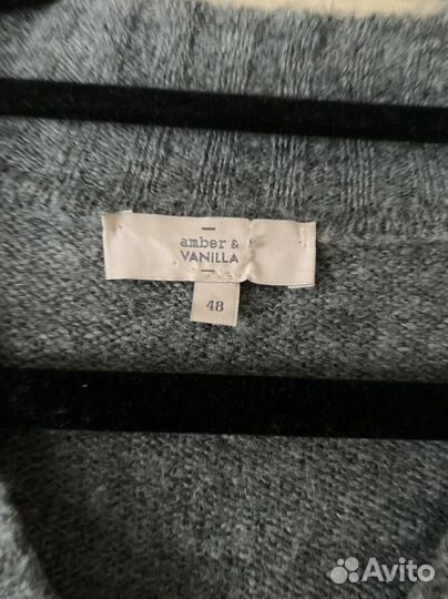 Серое трикотажное платье Amber&Vanilla Италия 48