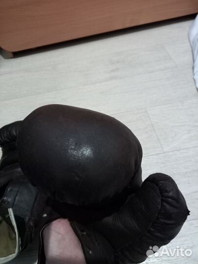 Боксерские перчатки