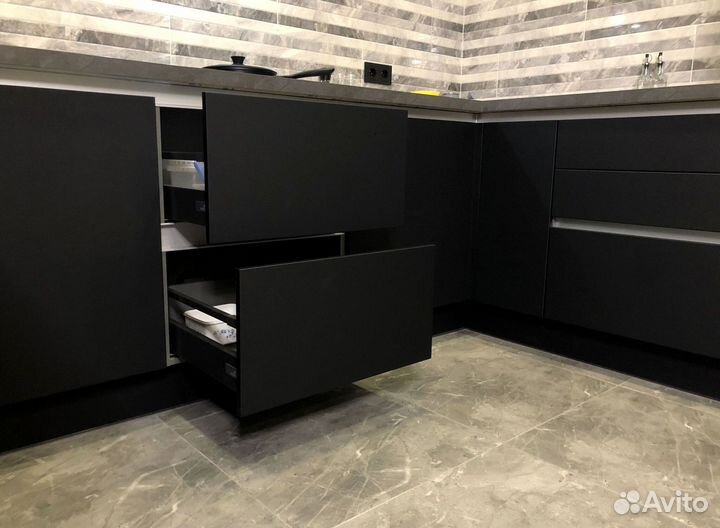 Кухонный гарнитур 