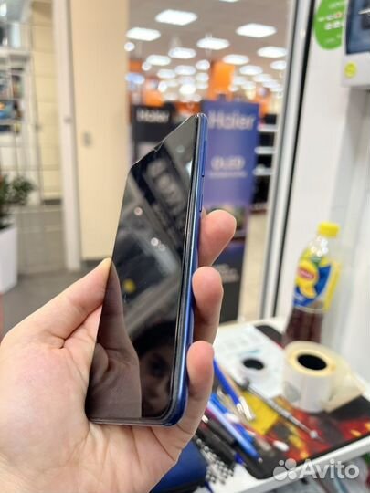 Samsung Galaxy A10, 2/32 ГБ