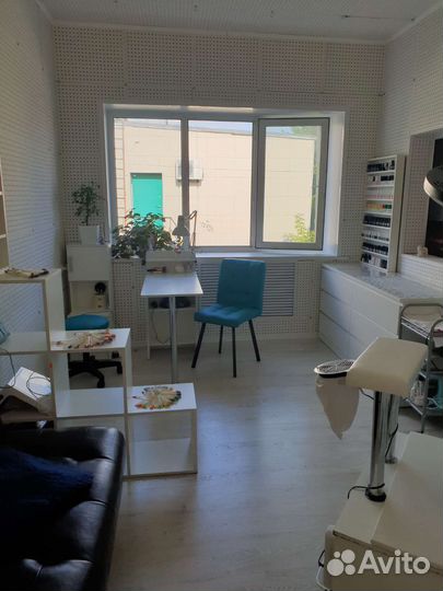 Мастер маникюра