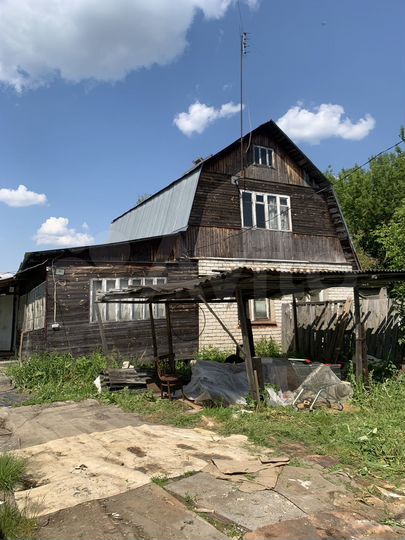 Дом 57 м² на участке 11 сот.