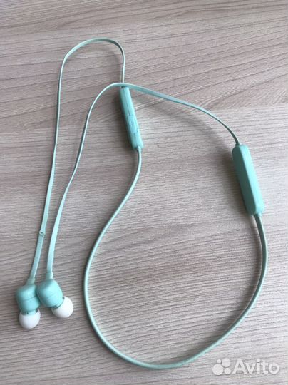 Беспроводные наушники jbl