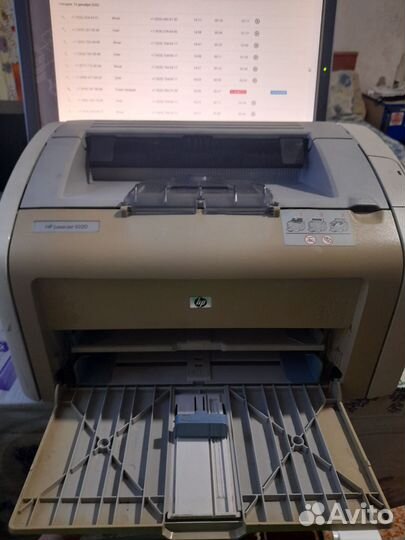Принтер HP 1020