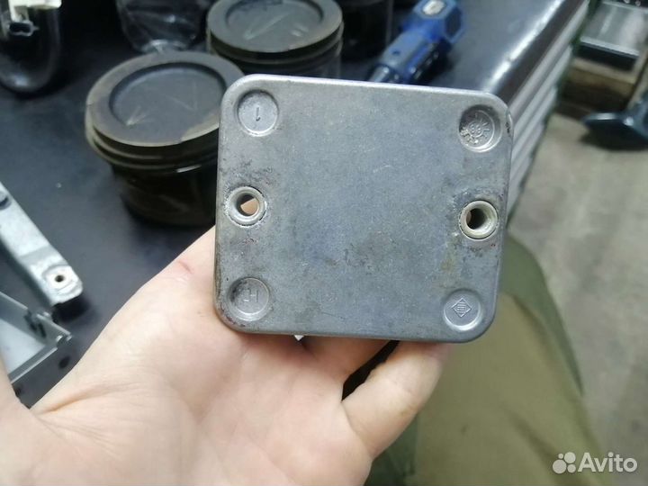 Коммутатор Ауди 80, 100, Passat B3