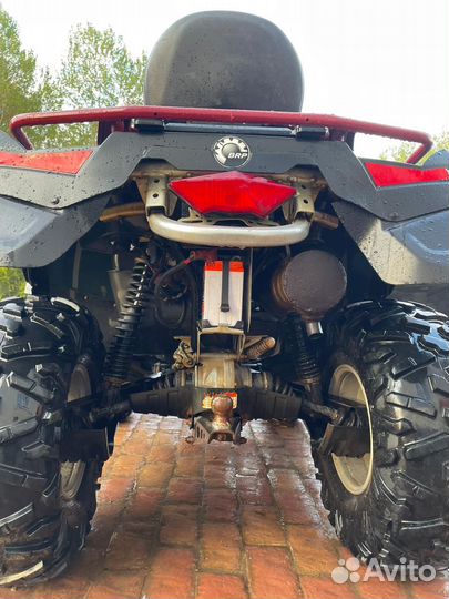 Квадроцикл BRP