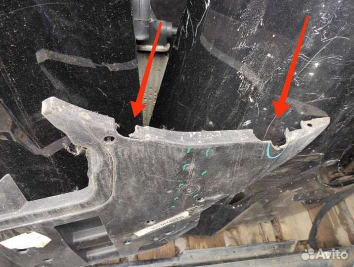 Пыльник защита переднего бампера Volvo XC60