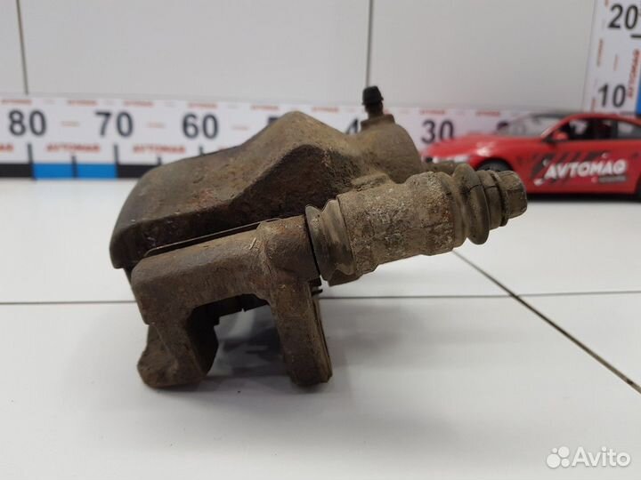 Суппорт передний правый (Kia Picanto)